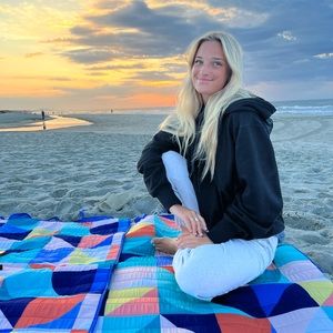 Meet your Posher, Layni